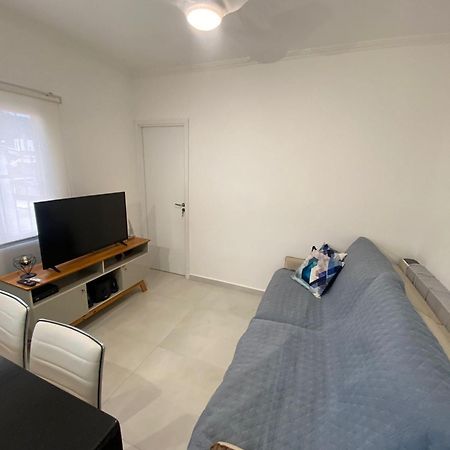Canto Forte- Suite C/Varanda - Ate 5 Hospedes- Garagem - Wi Fi E 200 Metros Da Praia, 50 Metros Da Av Gastronomica Da Pg Praia Grande  Buitenkant foto