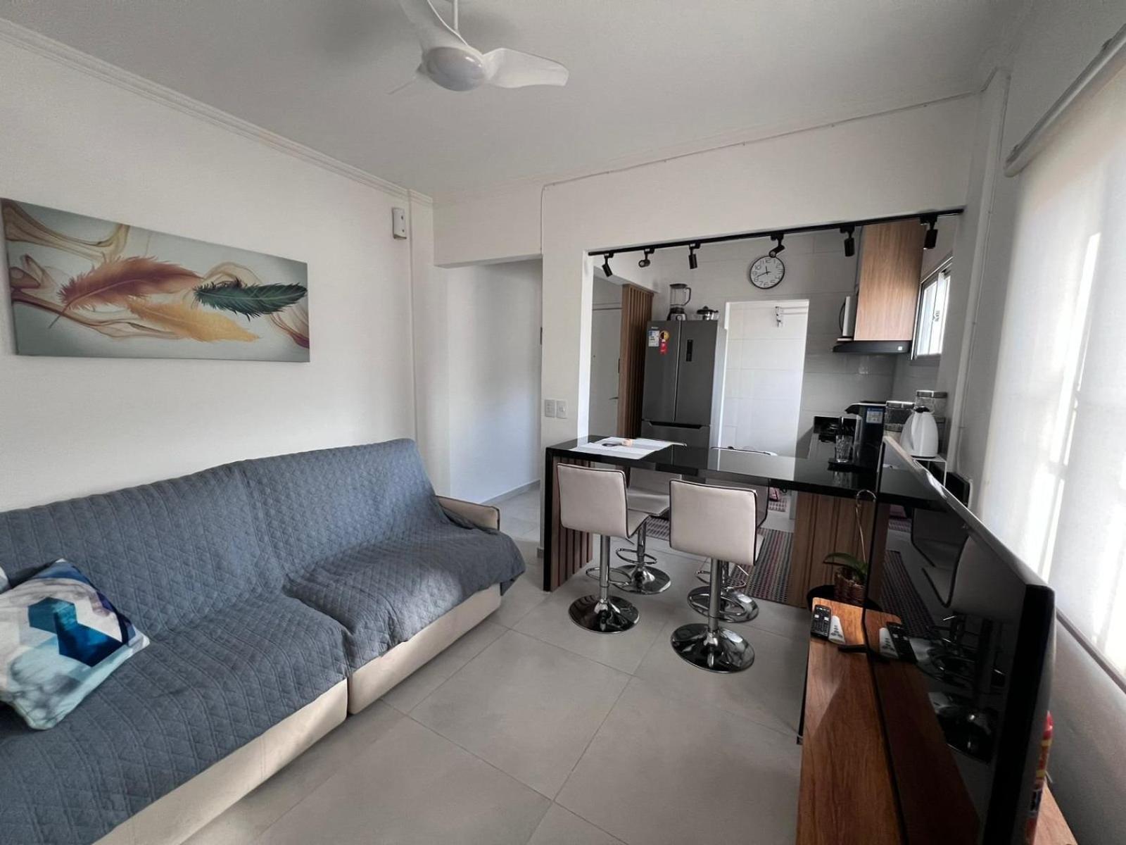 Canto Forte- Suite C/Varanda - Ate 5 Hospedes- Garagem - Wi Fi E 200 Metros Da Praia, 50 Metros Da Av Gastronomica Da Pg Praia Grande  Buitenkant foto