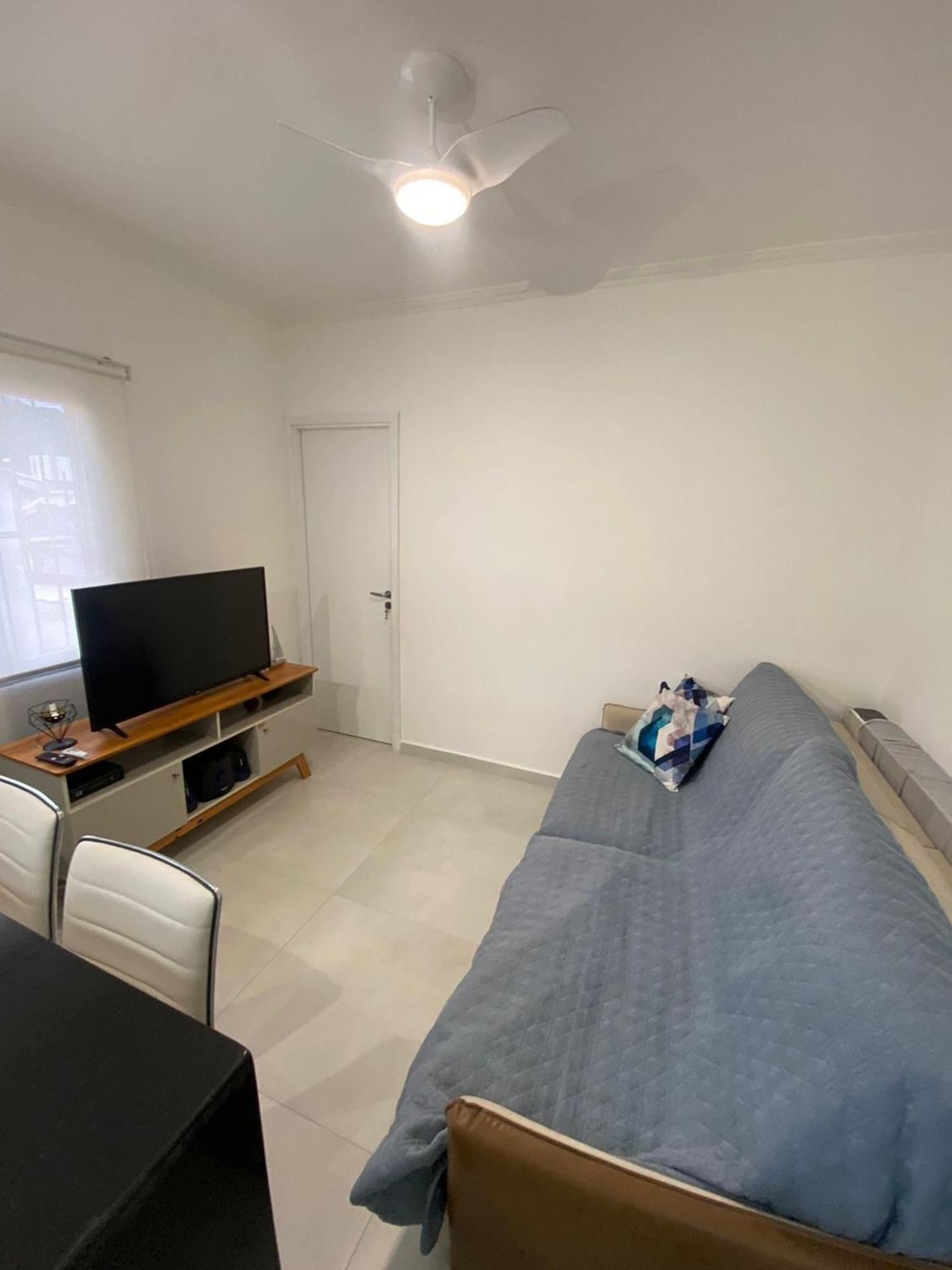 Canto Forte- Suite C/Varanda - Ate 5 Hospedes- Garagem - Wi Fi E 200 Metros Da Praia, 50 Metros Da Av Gastronomica Da Pg Praia Grande  Buitenkant foto