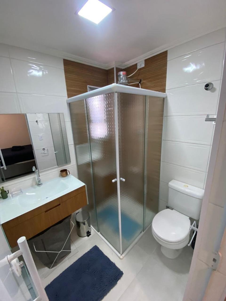 Canto Forte- Suite C/Varanda - Ate 5 Hospedes- Garagem - Wi Fi E 200 Metros Da Praia, 50 Metros Da Av Gastronomica Da Pg Praia Grande  Buitenkant foto