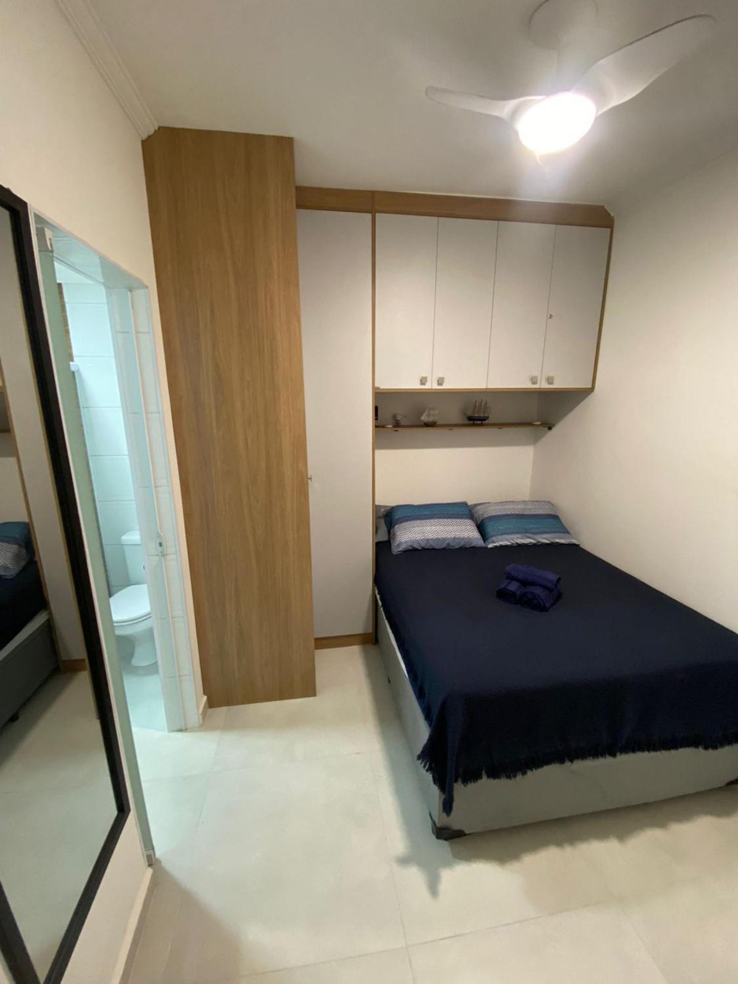 Canto Forte- Suite C/Varanda - Ate 5 Hospedes- Garagem - Wi Fi E 200 Metros Da Praia, 50 Metros Da Av Gastronomica Da Pg Praia Grande  Buitenkant foto